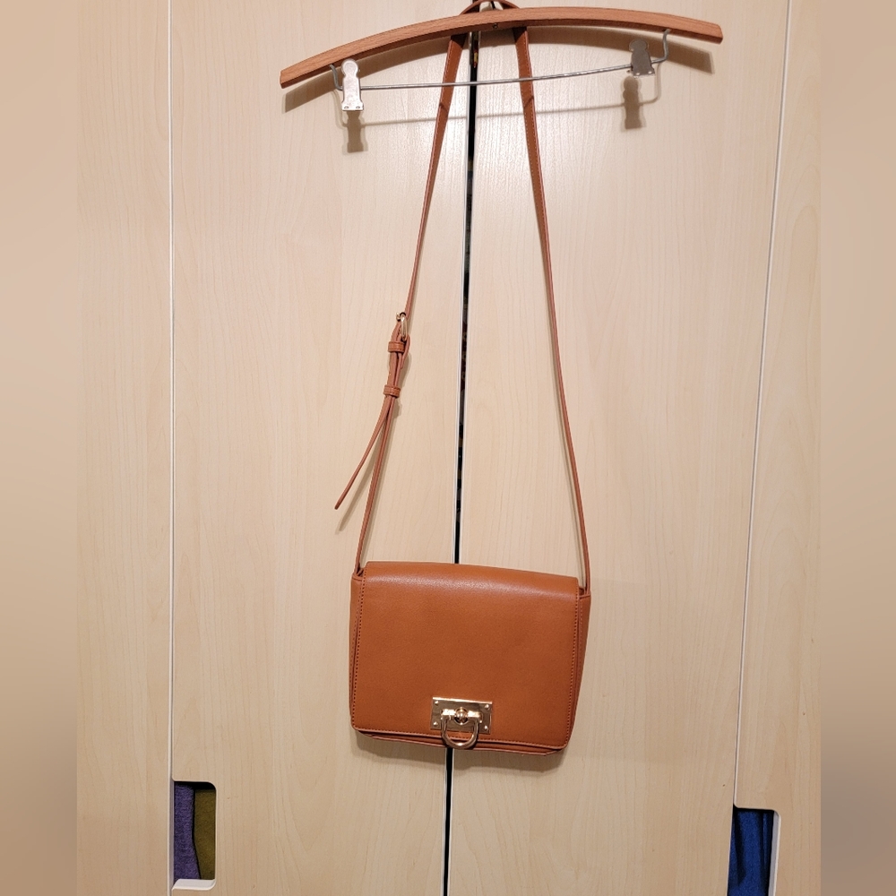 Forever 21 crossbody bags